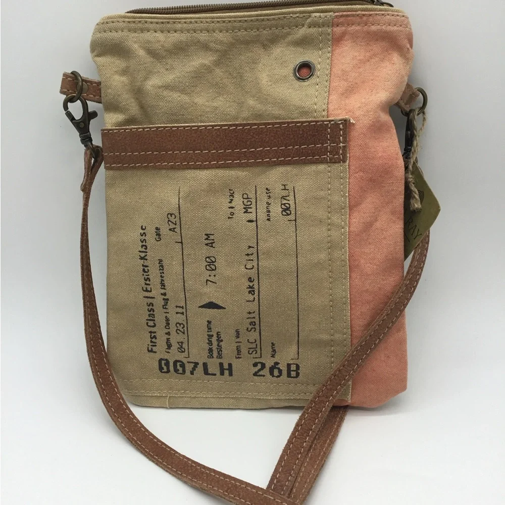 Clea Ray Salt Lake City Passport Canvas‎ Crossbody NWT
